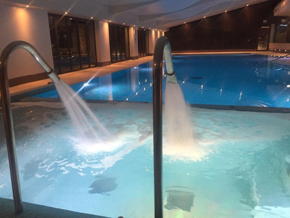 The Mere Golf Resort & Spa Екстер'єр фото