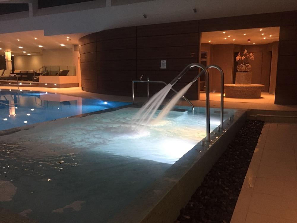 The Mere Golf Resort & Spa Екстер'єр фото